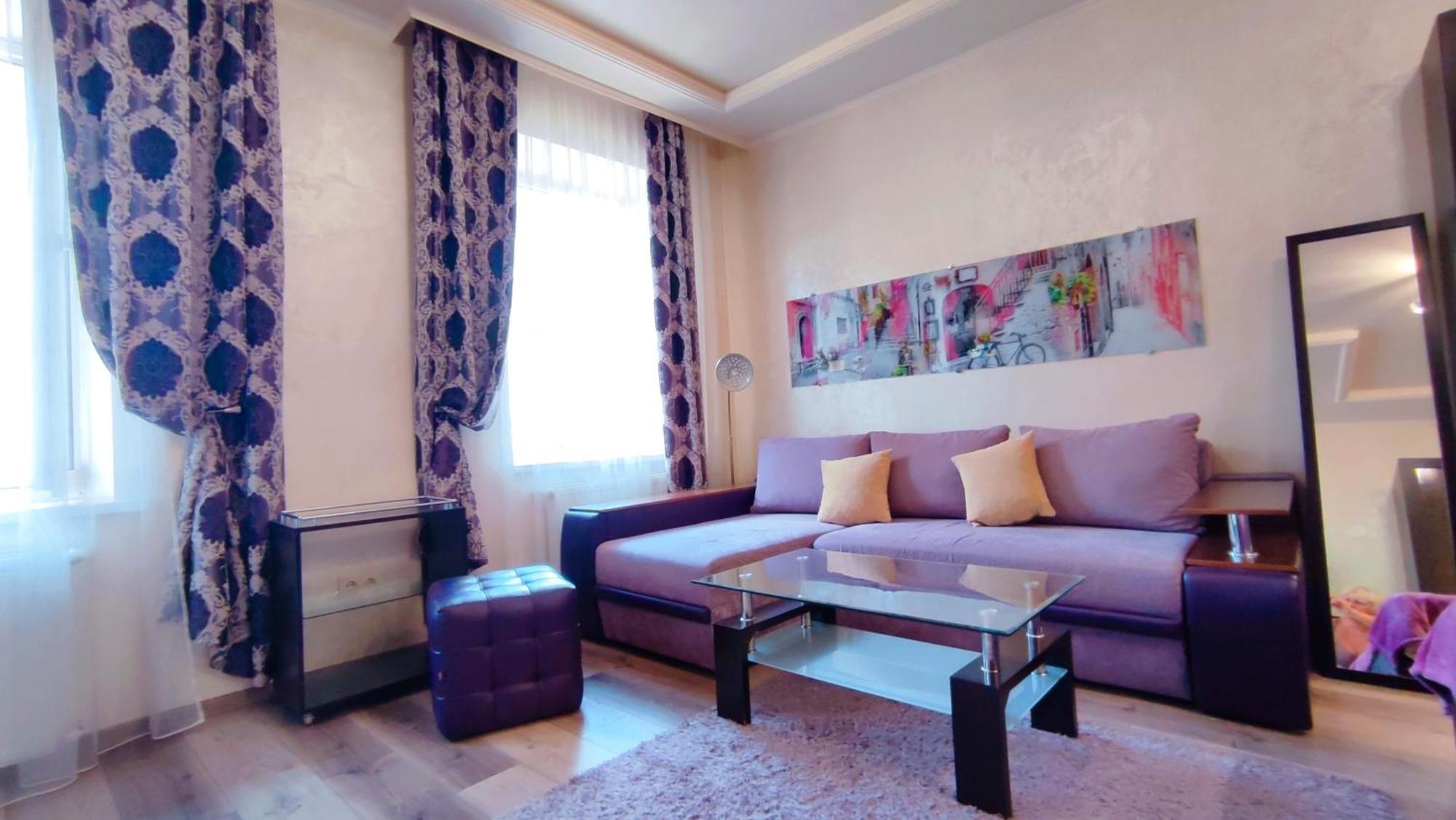 Best Apartment Plosha Rynok Lviv Bagian luar foto