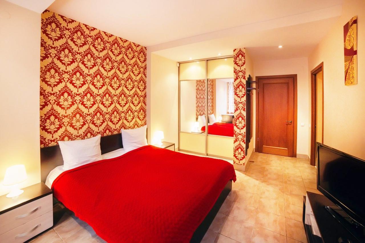 Best Apartment Plosha Rynok Lviv Bagian luar foto